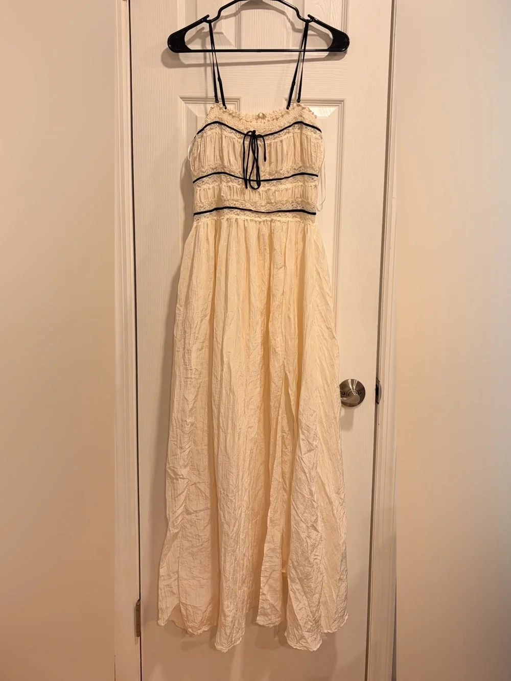 FREE PEOPLE Intimately - Pretty Please Maxi Slip Cream Black Size Small